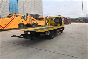 玉泉非事故拖车